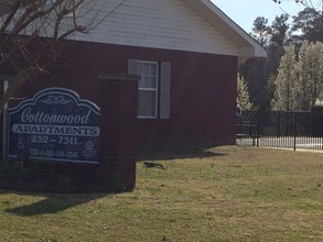 Cottonwood Apartments in Athens, AL - Building Photo - Building Photo