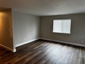 922 Village Cir, Unit D in Pueblo, CO - Building Photo - Building Photo