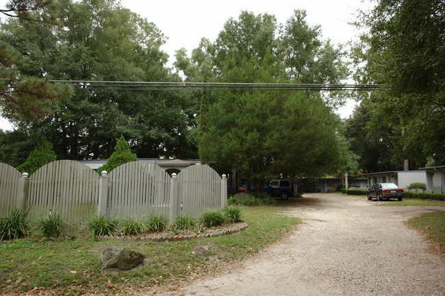 3533 SW 24th Ave in Gainesville, FL - Building Photo - Building Photo