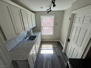 1811 E 291st St in Wickliffe, OH - Building Photo - Building Photo