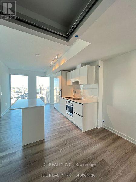 238 Simcoe St in Toronto, ON - Building Photo - Building Photo