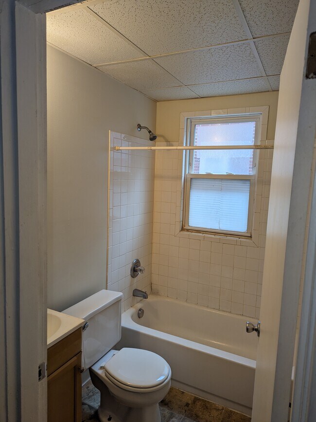 1418 Regent Ave in Cincinnati, OH - Building Photo - Building Photo