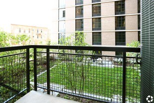 Cortland Mount Vernon in Washington, DC - Building Photo