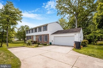10264 Wayover Way in Columbia, MD - Building Photo - Building Photo