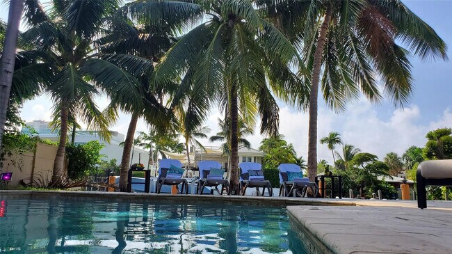 2626 Barcelona Dr in Fort Lauderdale, FL - Building Photo - Building Photo