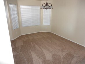 2907 S 91st Dr in Tolleson, AZ - Foto de edificio - Building Photo