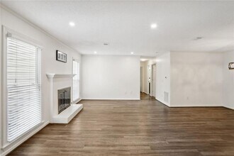 801 Abingdon Way NE in Atlanta, GA - Building Photo - Building Photo