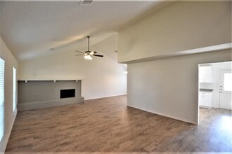 4146 Hathaway Dr in Grand Prairie, TX - Building Photo - Building Photo