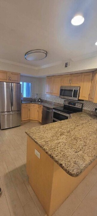 474 Bristle Cone Ln in Naples, FL - Building Photo