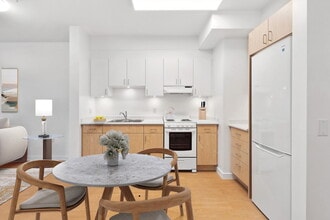 Dania Gardens Senior 55+ Housing in Burnaby, BC - Building Photo - Building Photo
