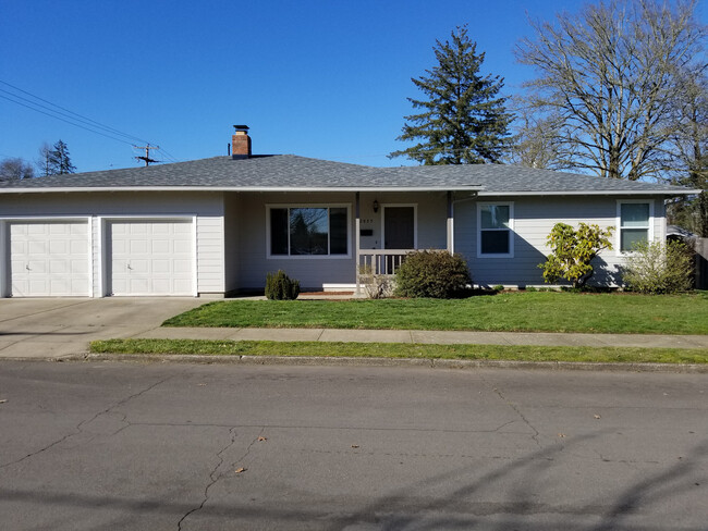 property at 2835 NW Greeley Ave