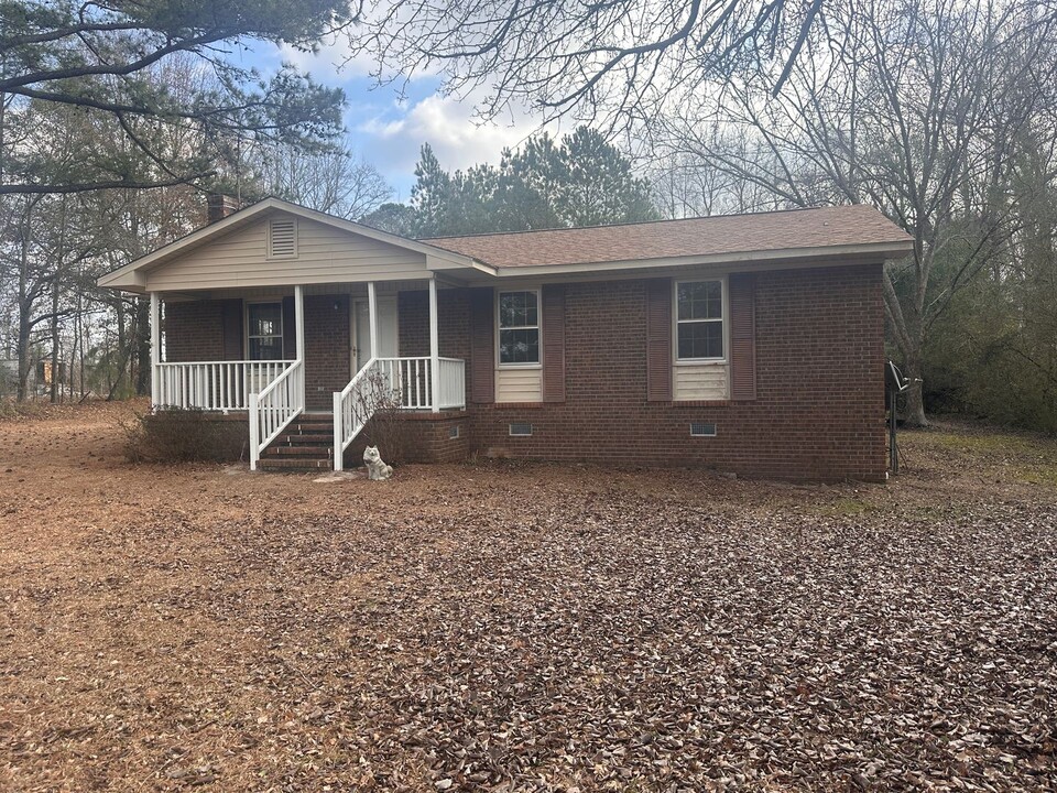 5624 Englishtown Rd in Wallace, NC - Building Photo