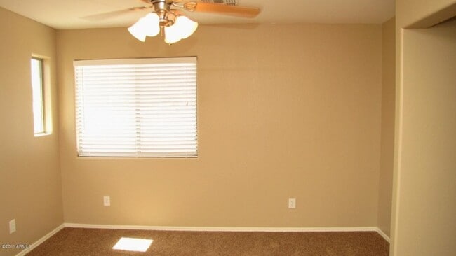 1938 E Loma Vista St in Gilbert, AZ - Foto de edificio - Building Photo