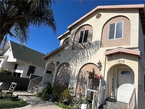 1577 E 51st St in Los Angeles, CA - Building Photo - Building Photo