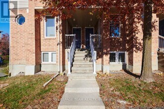 131 Tall Pines Private in Ottawa, ON - Building Photo - Building Photo