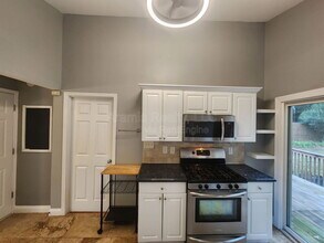 1918 Lomita Rd SE in Atlanta, GA - Building Photo - Building Photo