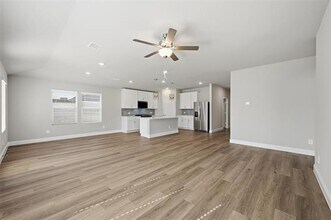 407 Midnight Oak Dr in McKinney, TX - Building Photo - Building Photo