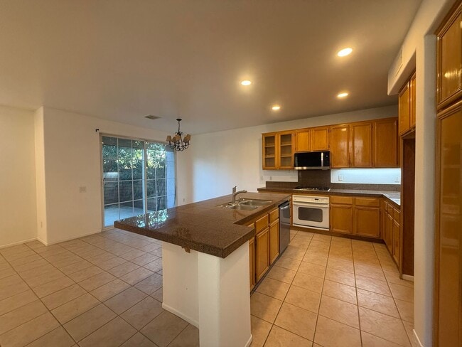 1791 Locust St in Simi Valley, CA - Building Photo - Building Photo