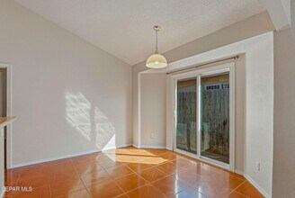 3836 Tierra Roca Pl in El Paso, TX - Building Photo - Building Photo