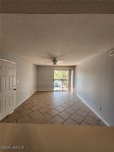 2935 Winkler Ave in Ft. Myers, FL - Building Photo - Building Photo
