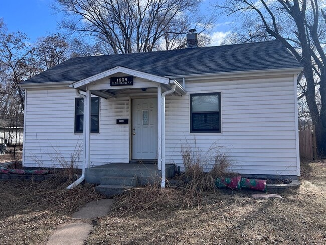 property at 1908 Broadway St S