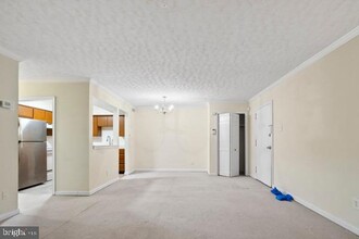 10112 Campus Way S-Unit -201-8B in Upper Marlboro, MD - Building Photo - Building Photo