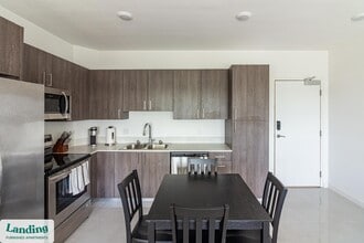 25850 SW 140th Ct, Unit 4-506 in Homestead, FL - Foto de edificio - Building Photo