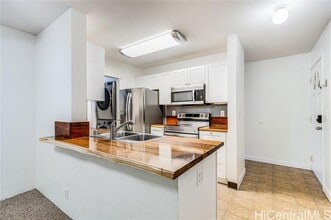 95-668-668 Wikao St in Mililani, HI - Building Photo - Building Photo