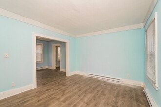 2174 W 103rd St in Cleveland, OH - Building Photo - Building Photo