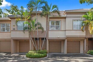 604 Arbor Lake Ln in Tampa, FL - Building Photo