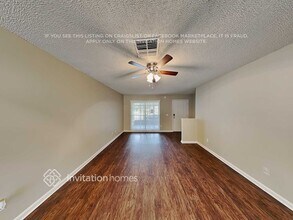 8601 Misty River Ct in Tampa, FL - Building Photo - Building Photo
