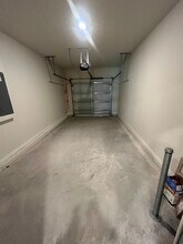 3141 Emerald Acrs Ln in Sanford, FL - Foto de edificio - Building Photo