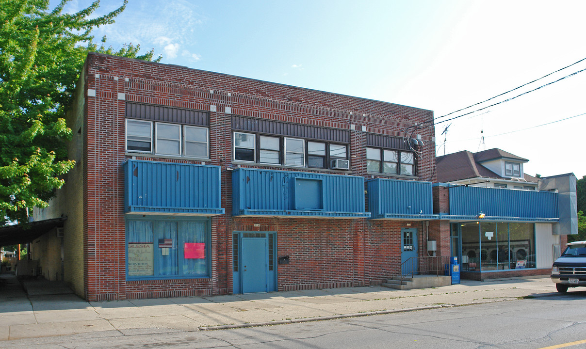 1126-1128 Geele Ave in Sheboygan, WI - Foto de edificio