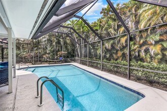 723 Willowhead Dr in Naples, FL - Building Photo - Building Photo