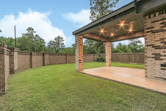 27028 Hidden Rock Ct in Magnolia, TX - Building Photo - Building Photo