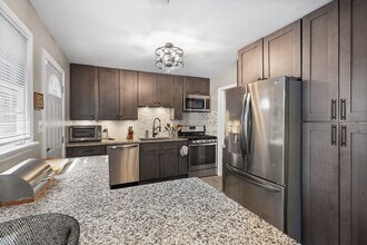 2635 W 94th Pl in Evergreen Park, IL - Building Photo - Building Photo