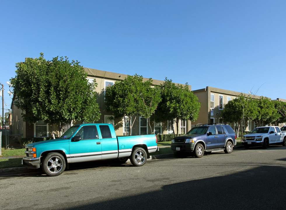 Wilson Apartments in Orange, CA - Building Photo