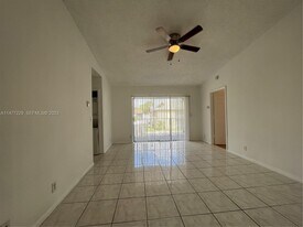 11584 NW 44th St in Coral Springs, FL - Building Photo