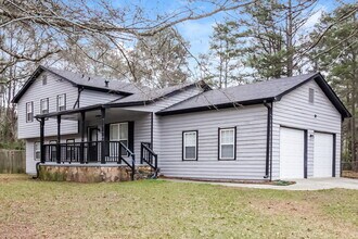 6492 Meadowlark Dr in Riverdale, GA - Building Photo - Building Photo