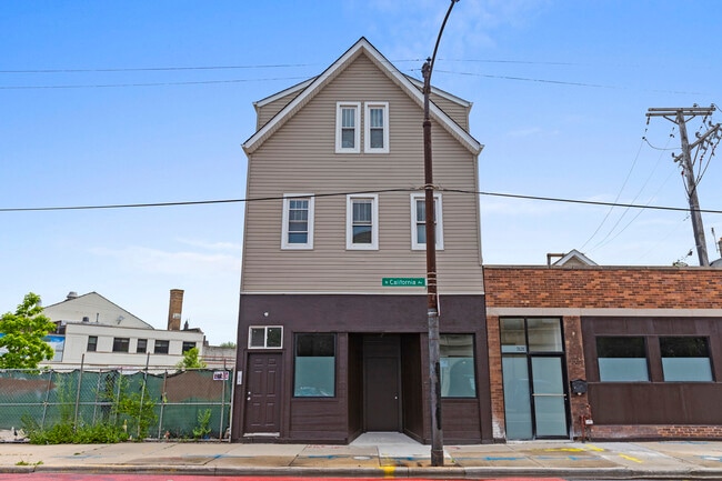 property at 3123 N California Ave