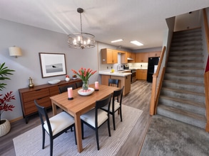 7072 48th St N in St. Paul, MN - Building Photo - Building Photo