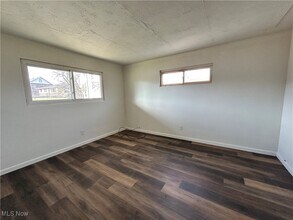 301 Martin St in Follansbee, WV - Building Photo - Building Photo