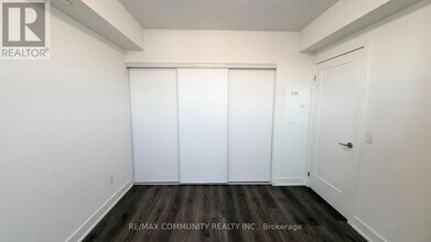 2545 Simcoe St N in Oshawa, ON - Building Photo - Building Photo