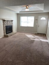 1046 E Huntington Cir in Olathe, KS - Building Photo - Building Photo