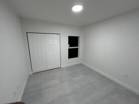 2119 Armour Rd in Lehigh Acres, FL - Building Photo