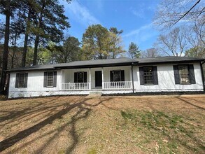 1202 Lafayette Dr SW in Mableton, GA - Building Photo - Building Photo