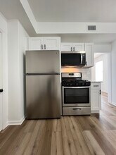 5714 W Grand Ave in Chicago, IL - Building Photo - Building Photo