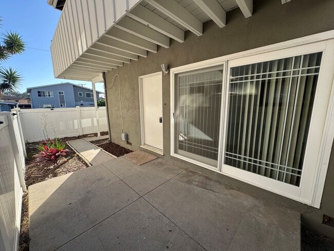 3363-3369 Rexford St in Ventura, CA - Building Photo - Building Photo