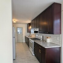 6304 W Diversey Ave, Unit 2 in Chicago, IL - Building Photo