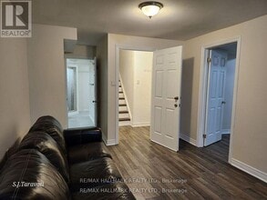 21 Lorridge St in Richmond Hill, ON - Building Photo - Building Photo